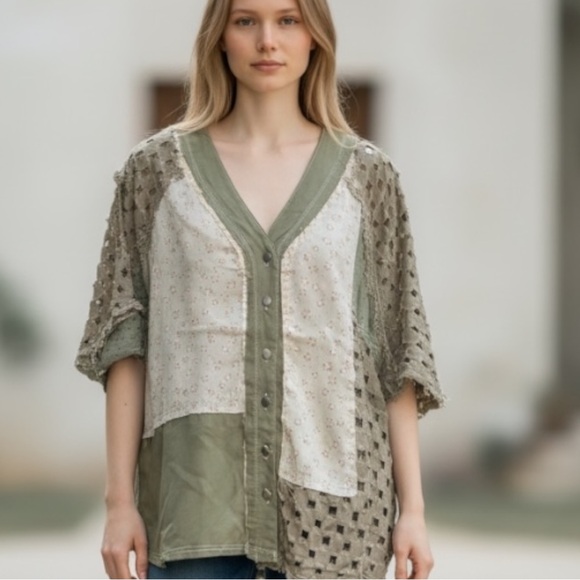POL Tops - POL L Olive and Cream Patchwork V-Neck Button Front Top